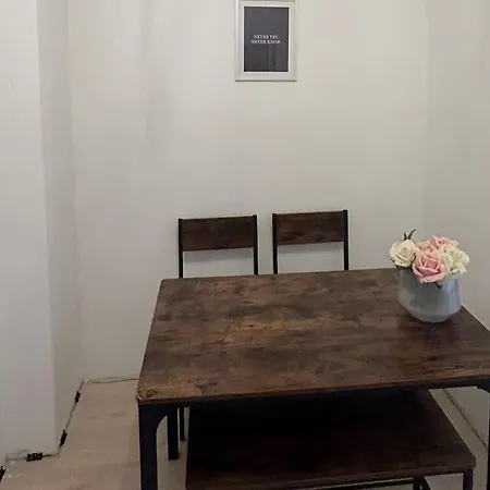 Ideal Central&spacious 2-roomapt Apartment